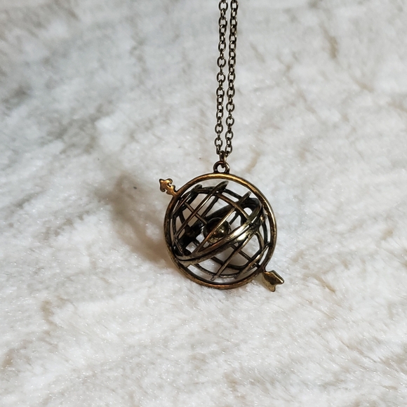 Hot Topic Jewelry - Steam Punk Globe and Arrow Necklace